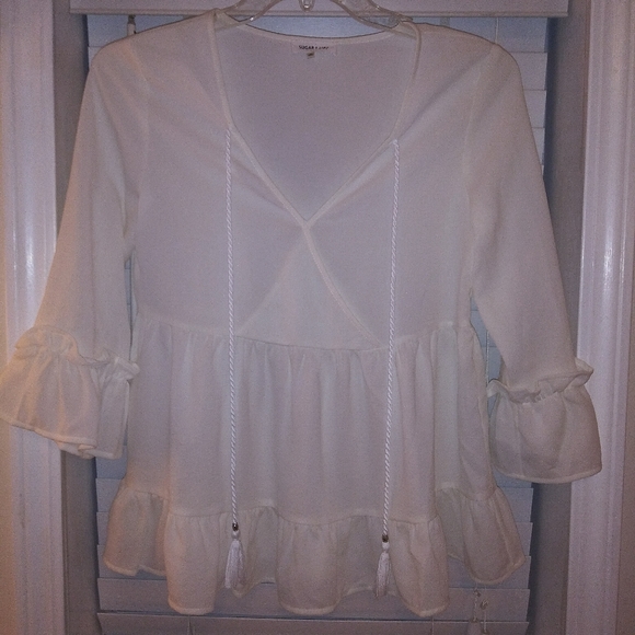 Sugar + Lips White Boho Peasant Top w/ Ruffles - Picture 10 of 10